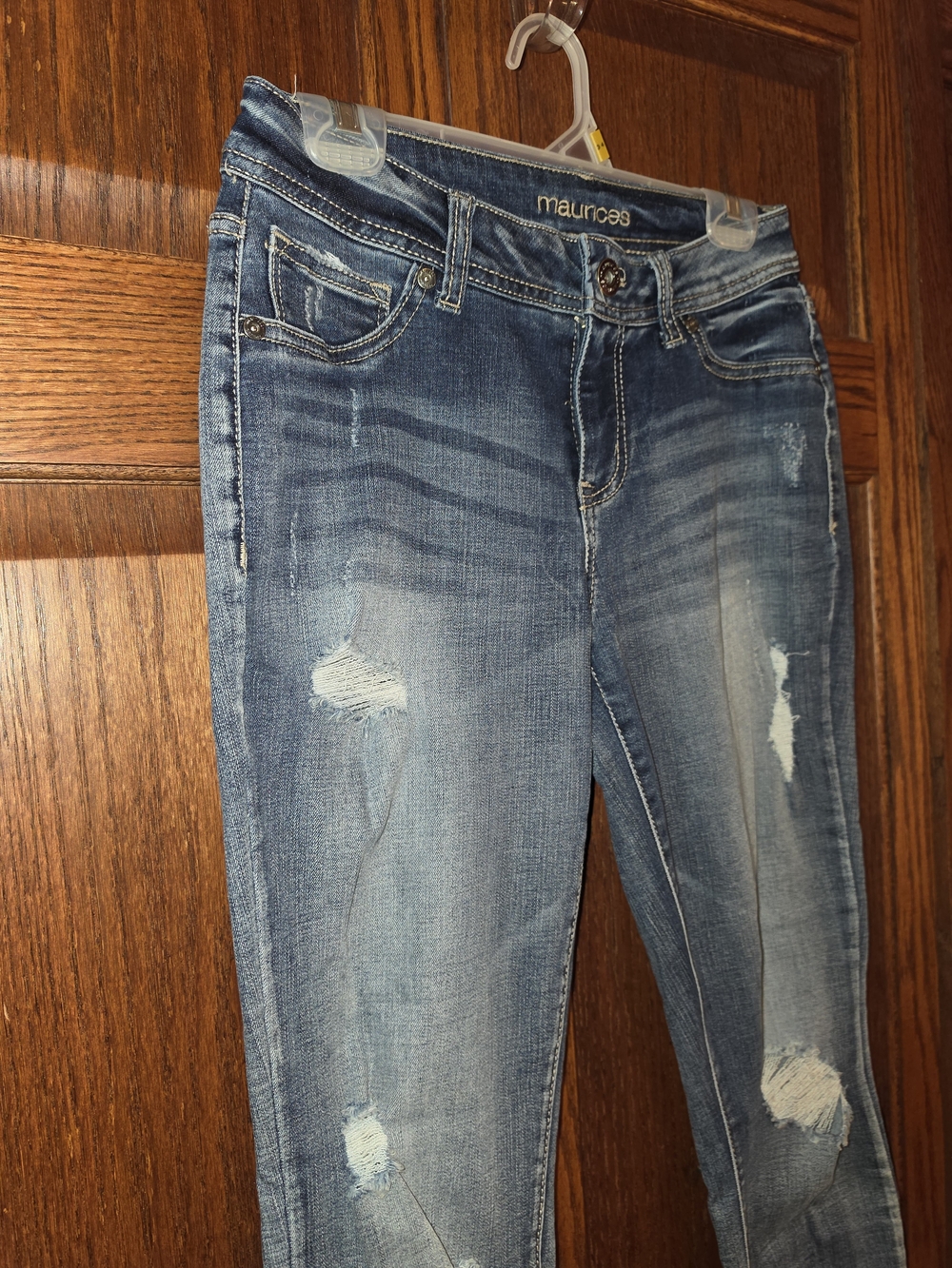 Maurices Faded Blue Ripped Skinny Jeans Small Short